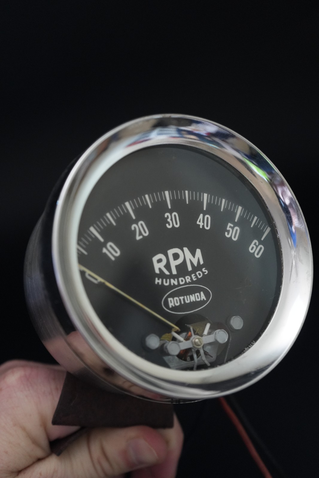 EARLY 1960\'s Ford Rotunda Accessory Tach 6k 6,000 RPM housing and bracket w PAT