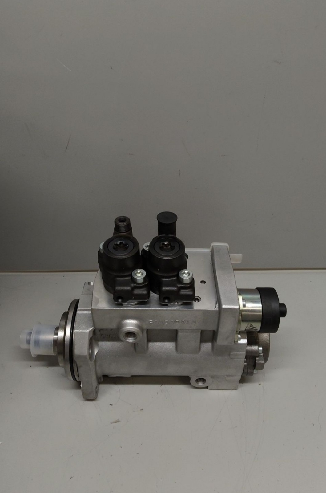 Bosch High Pressure Fuel Pump A4720901550 For Detroit  Diesel DD13 DD15 DD16