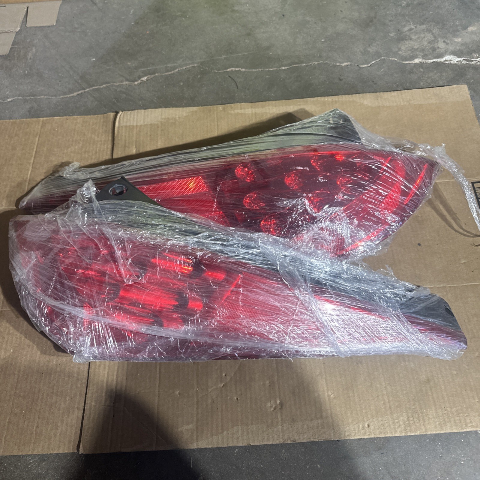 2006-2008 Nissan 350z Tail Light Assembly Set Pair LED OEM LH + RH