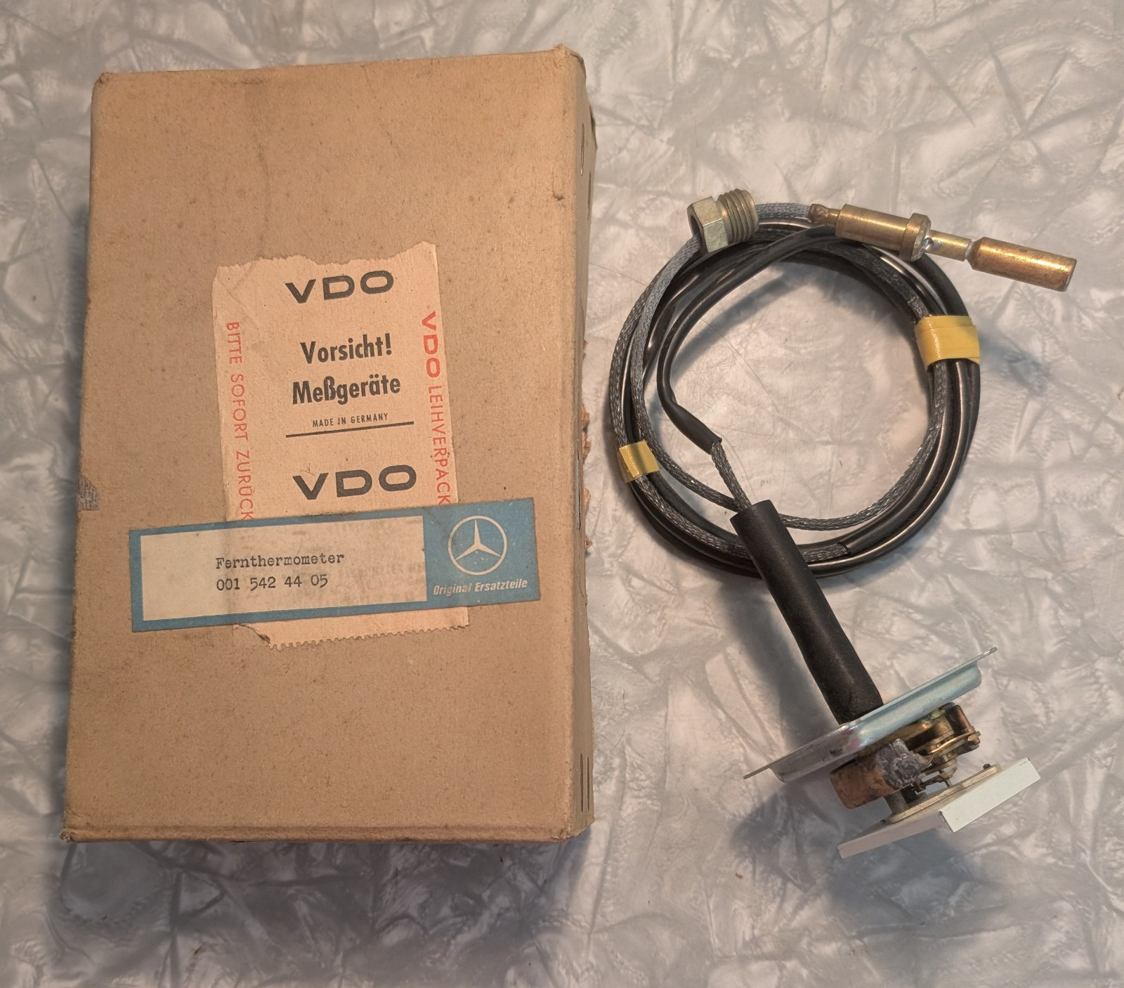 New NOS Mercedes-Benz 0015424405 Temperature Gauge - New NOS Mercedes-Benz 0015424405 Temperature Gauge -