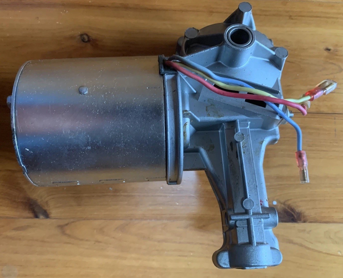 DETOMASO PANTERA 73 74 WIPER MOTOR DETOMASO PANTERA 73 74 WIPER MOTOR