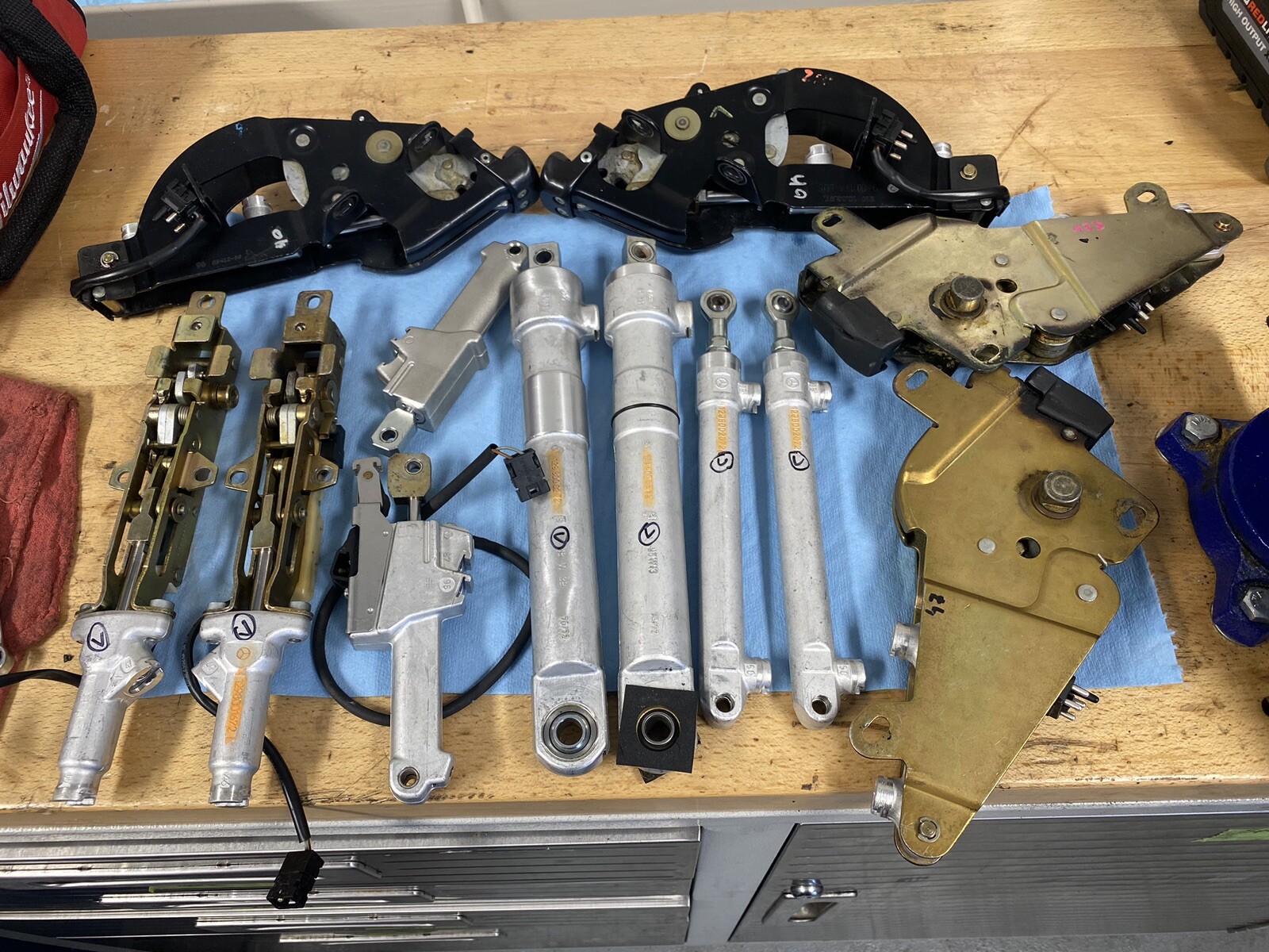 REBUILT 90-02 FULL SET Mercedes R129 SL Hydraulic Top Cylinders 500 600 320 300