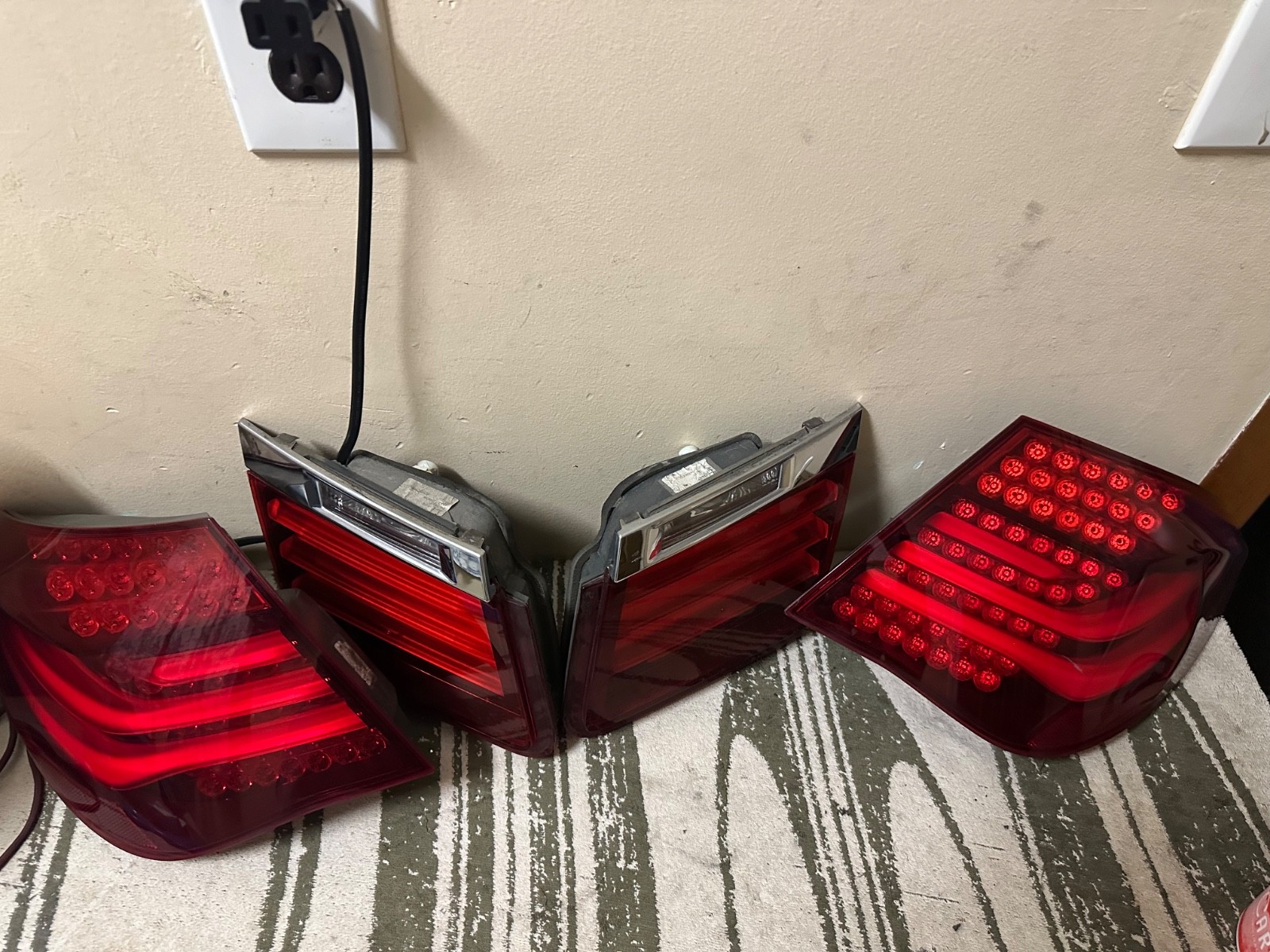 13-15 bmw 750 li F02 rear  tail lights 4 pieces
