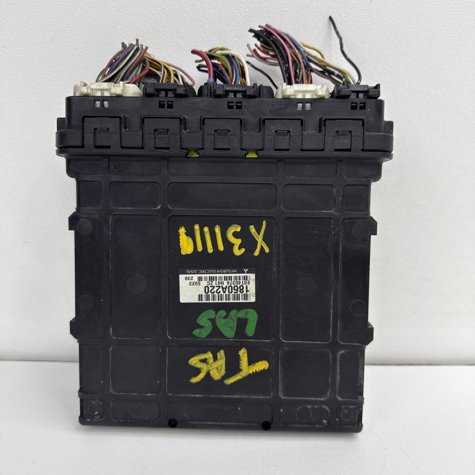 2006-07 Mitsubishi Eclipse 3.8L ECU 8631A149 Engine Control Unit Module 618-6C6 2006-07 Mitsubishi Eclipse 3.8L ECU 8631A149 Engine Control Unit Module 618-6C6