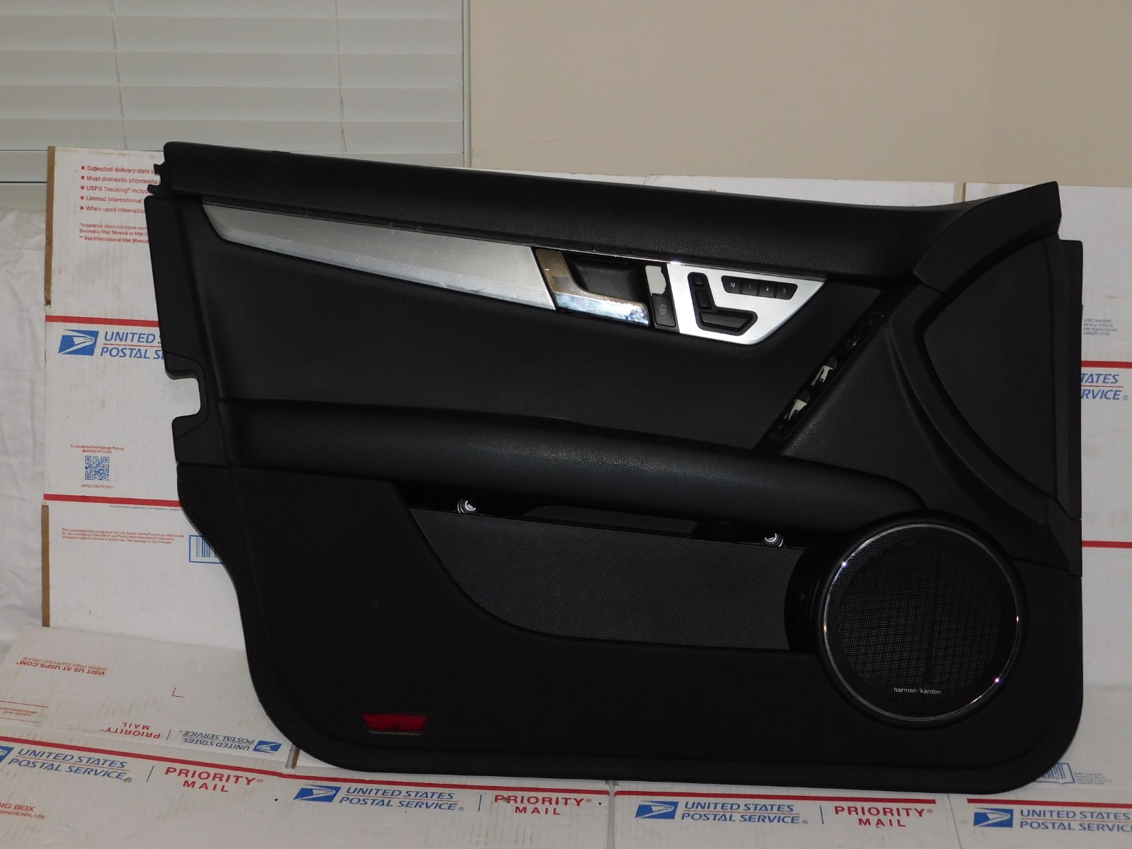 08-14 Mercedes W204 C300 C250 C350 Front Left Driver LH Door Panel OEM Black 4