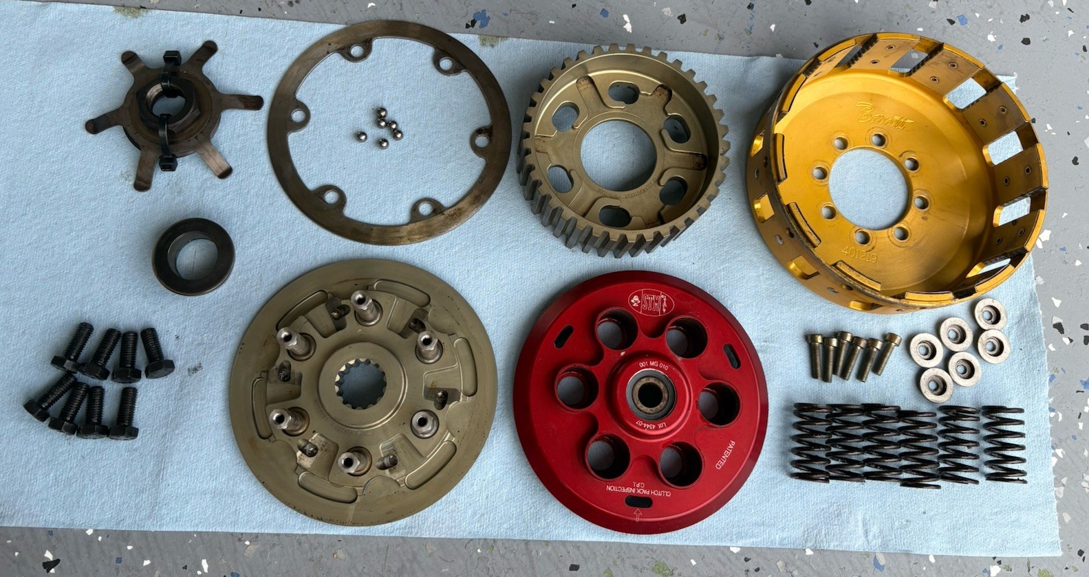 Ducati Monster M900 STM Slipper Clutch Hub W Barnett Basket 900ss 916 998 Ducati Monster M900 STM Slipper Clutch Hub W Barnett Basket 900ss 916 998