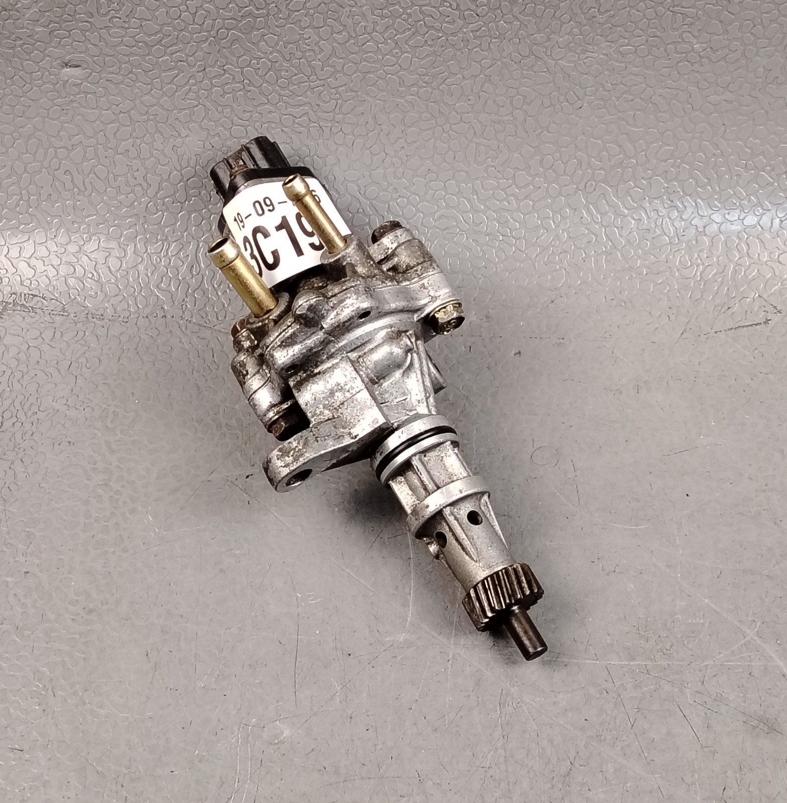 1992 1993 Honda Accord  PRELUDE A/T  VSS Vehicle speed sensor 56500-PT3-902