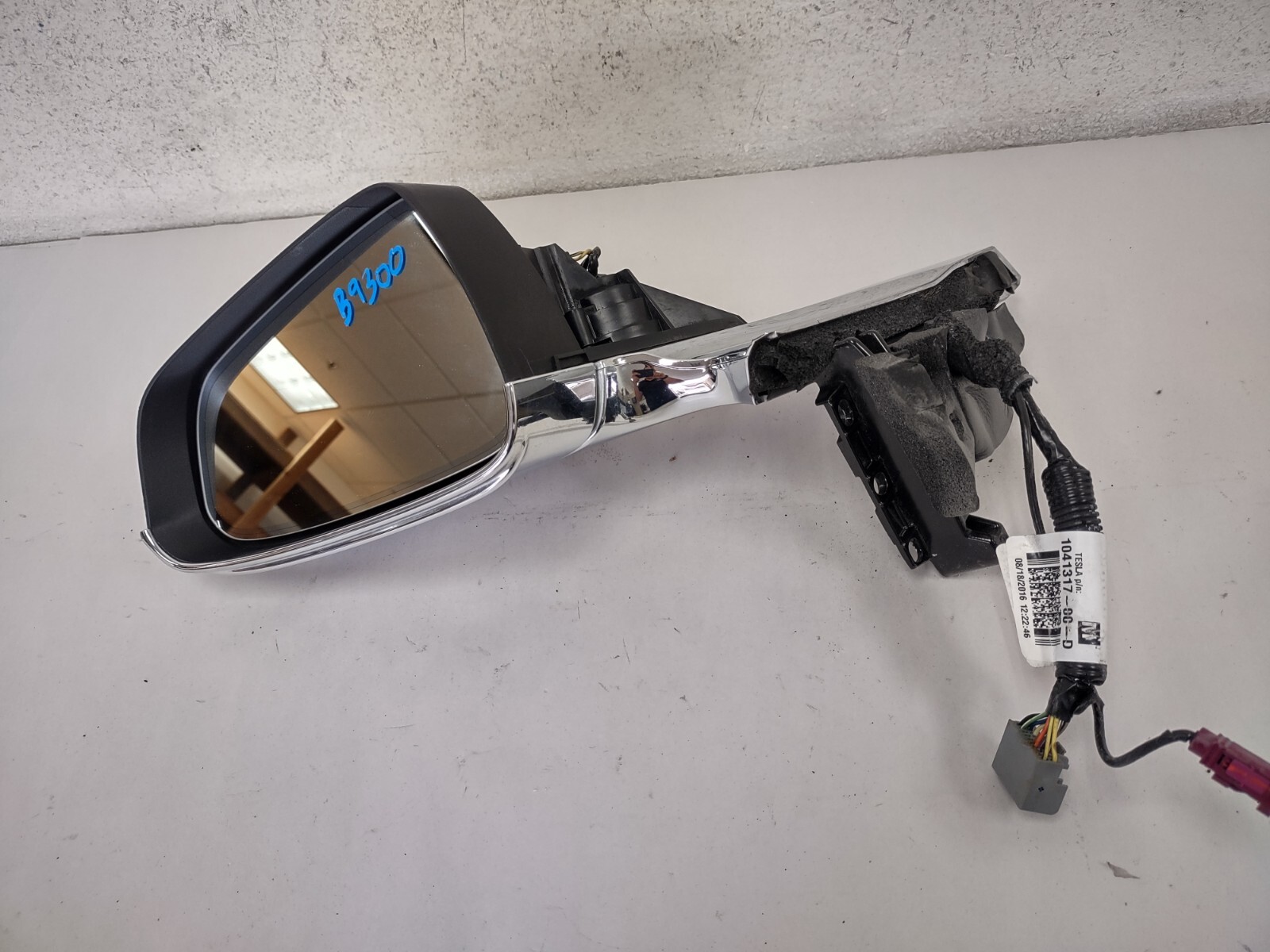 2012 - 20 TESLA S DOOR MIRROR DRIVER SIDE USED OEM CHROME *B9300