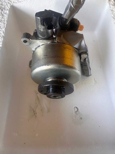 Mercedes 07-11 R230 SL550 ABC Tandem Hydraulic Power Steering Pump Mercedes 07-11 R230 SL550 ABC Tandem Hydraulic Power Steering Pump