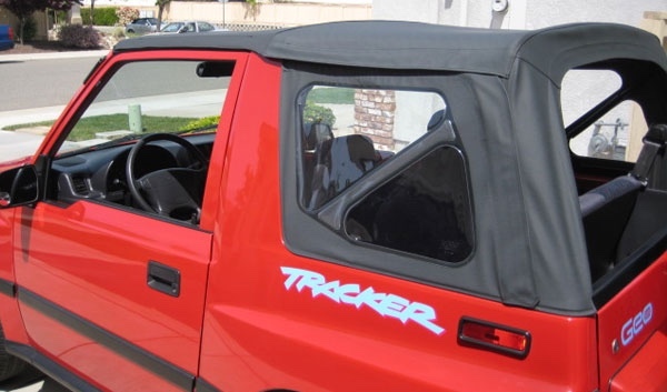 1995-1998 Suzuki Sidekick & Geo Tracker Soft Top with Clear Windows Black Denim 1995-1998 Suzuki Sidekick & Geo Tracker Soft Top with Clear Windows Black Denim
