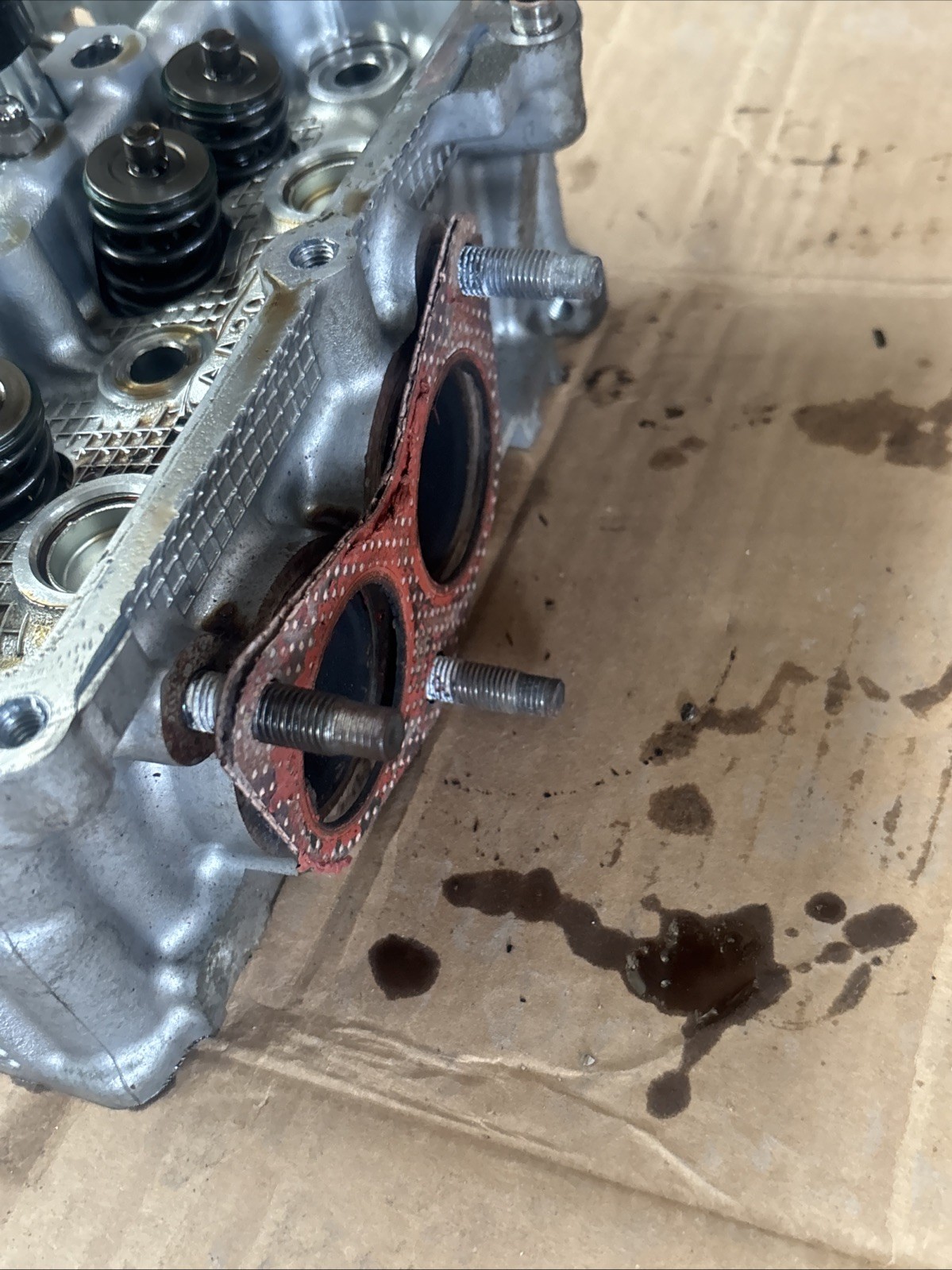 2013-2016 Scion FR-S Cylinder Head Passenger RH Engine SU00300111 OEM 2013-2016 Scion FR-S Cylinder Head Passenger RH Engine SU00300111 OEM