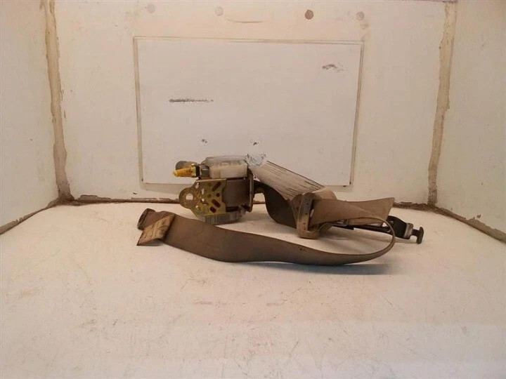 2001-2003 Toyota Highlander Front Left Driver Seat Belt Retractor Assembly TAN