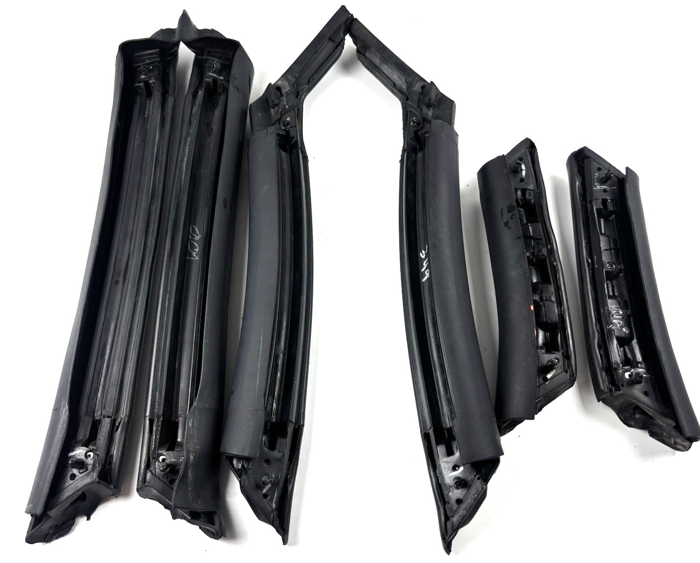 Mitsubishi Eclipse Spyder 2006-2012 Convertible Top Rubber Seal - Full Set Mitsubishi Eclipse Spyder 2006-2012 Convertible Top Rubber Seal - Full Set