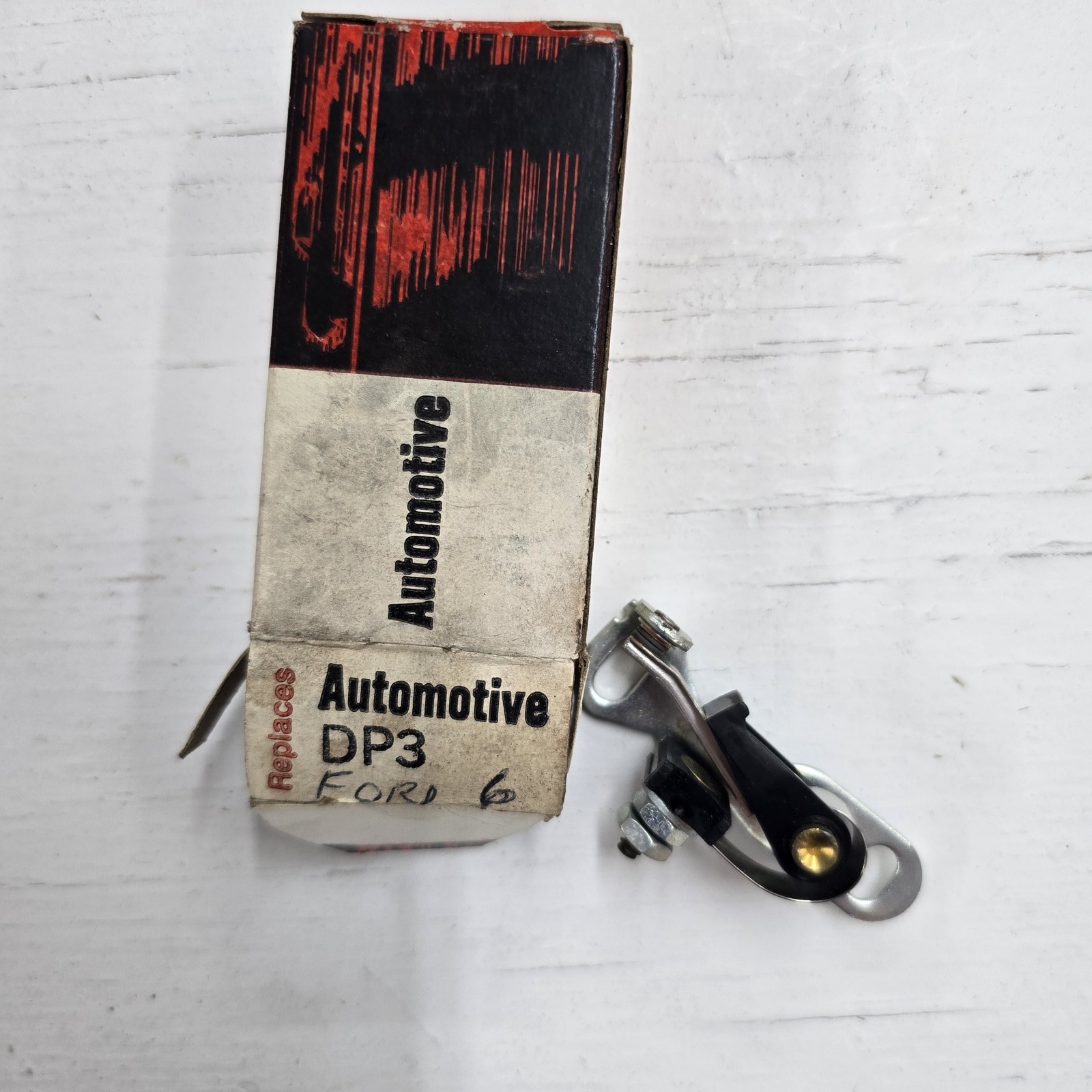 NOS Vintage Ignition Points Replaces Motorcraft DP3 Fits 1950-1974 Ford 6-Cyl F1 NOS Vintage Ignition Points Replaces Motorcraft DP3 Fits 1950-1974 Ford 6-Cyl F1