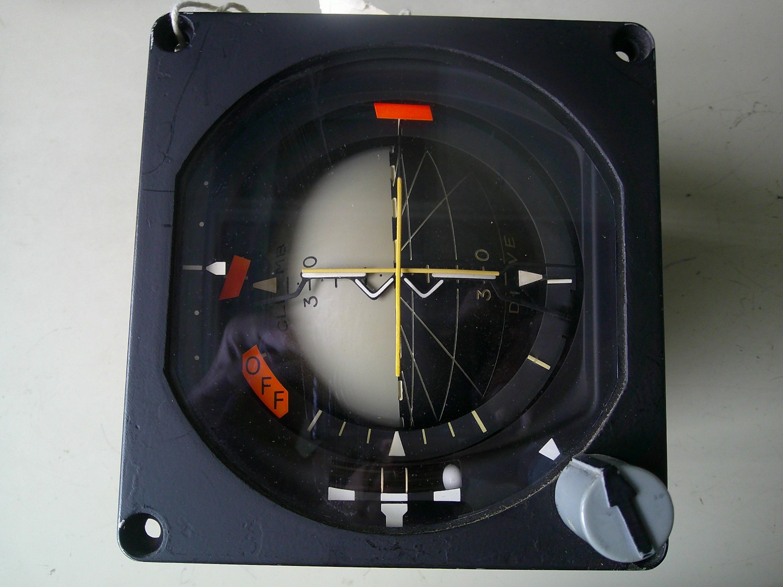 Sunbeam  Attitude Indicator  Type  ARU-2B/A  , P/N  9819-08