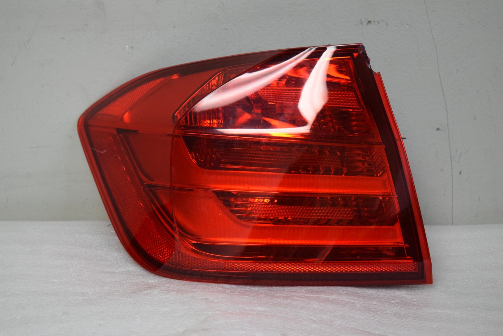 2011-2015 BMW F30 REAR RIGHT LED TAIL LIGHT FACTORY OEM