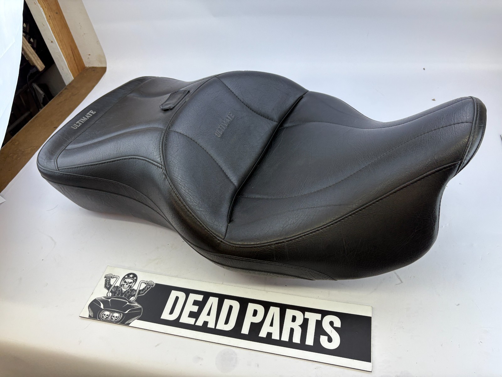 Harley Ultimate 08-23 Touring saddle seat nice