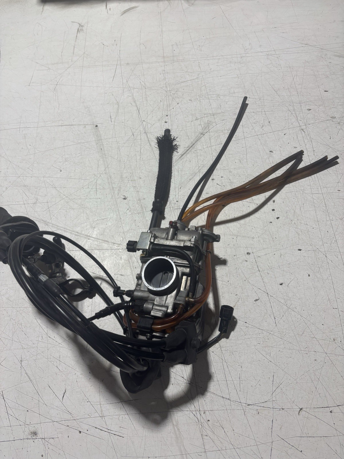 06 Suzuki RMZ 450 Keihin FCR Carb With Throttle And Hot Strut Assm