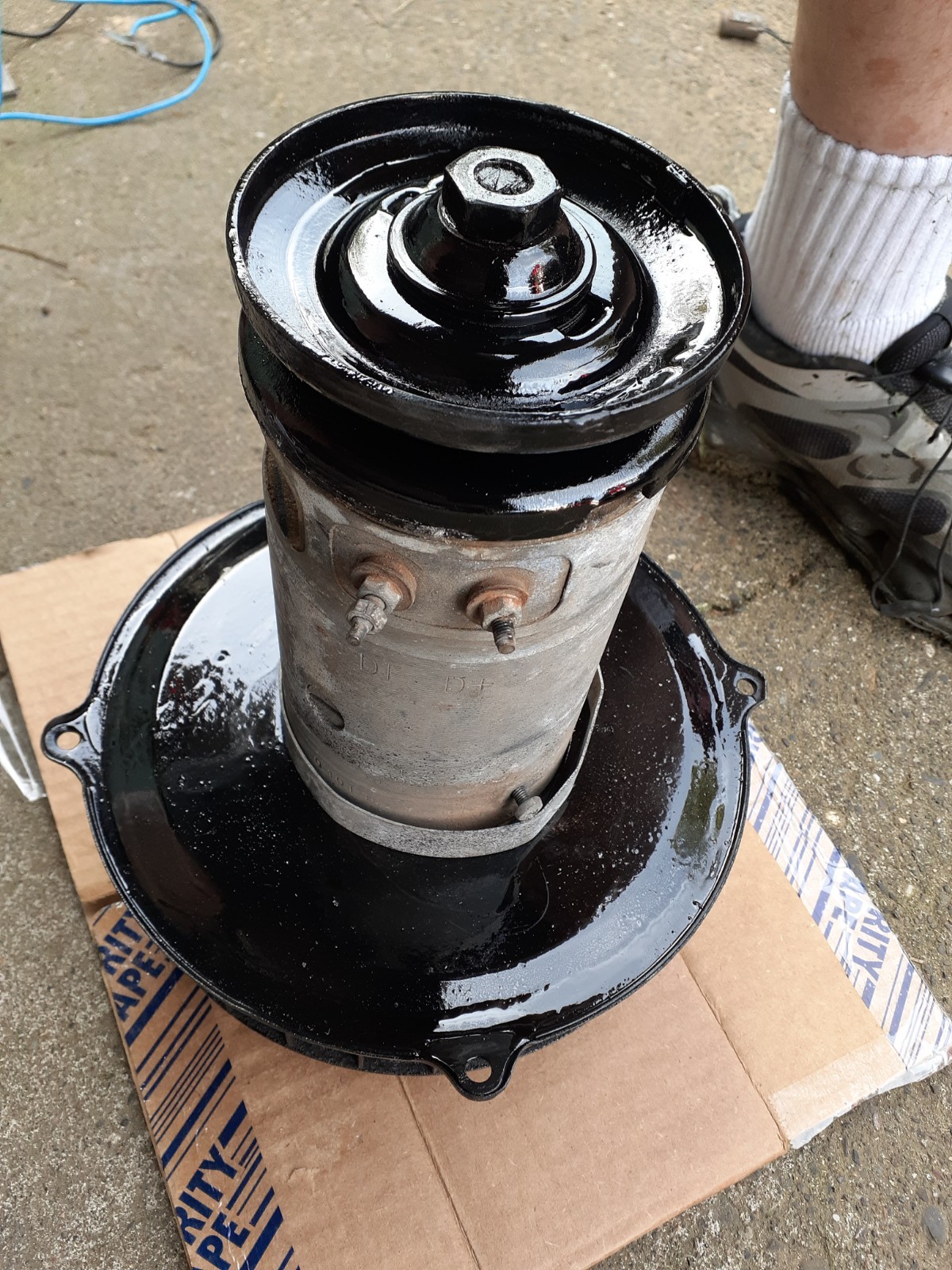 orig.Vw bosch 12v. generator and fan assembly tested  113 903 031 P 30 amp