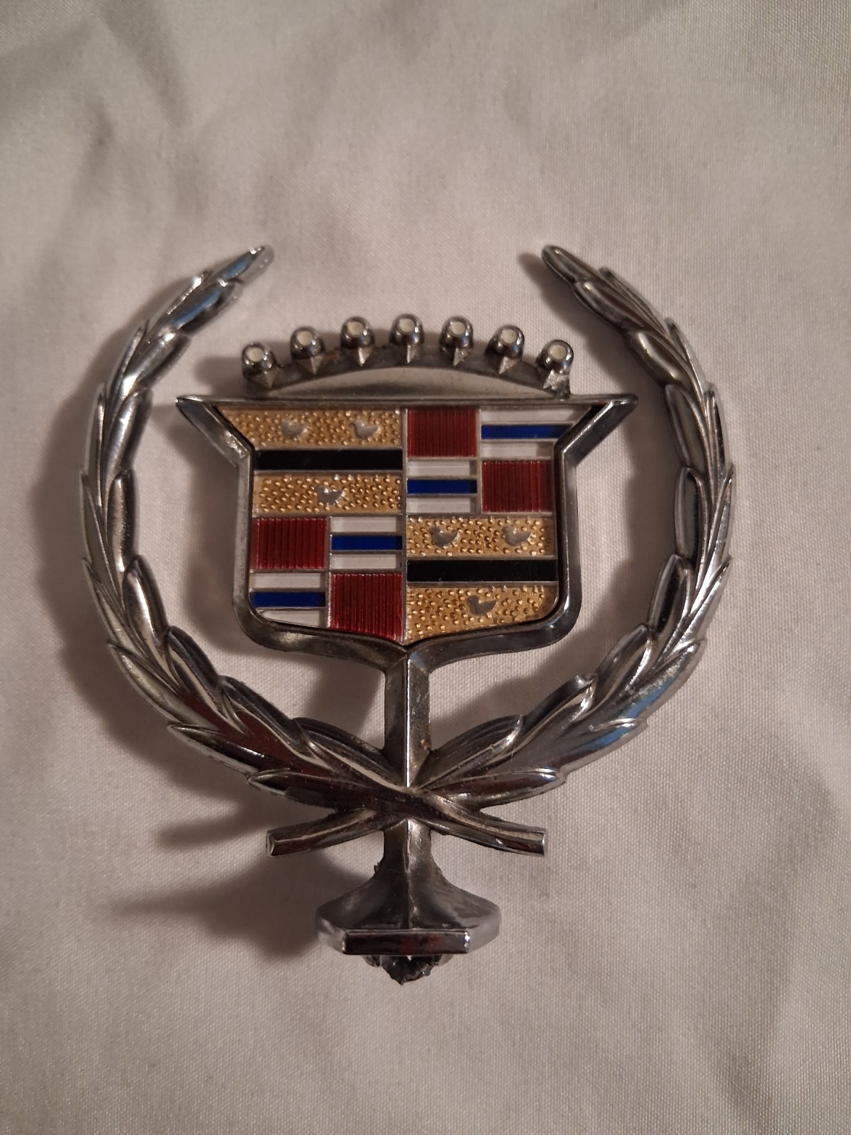 Vintage 70s or 80s Original Cadillac Crest Emblem Hood Ornament used GM part Vintage 70s or 80s Original Cadillac Crest Emblem Hood Ornament used GM part