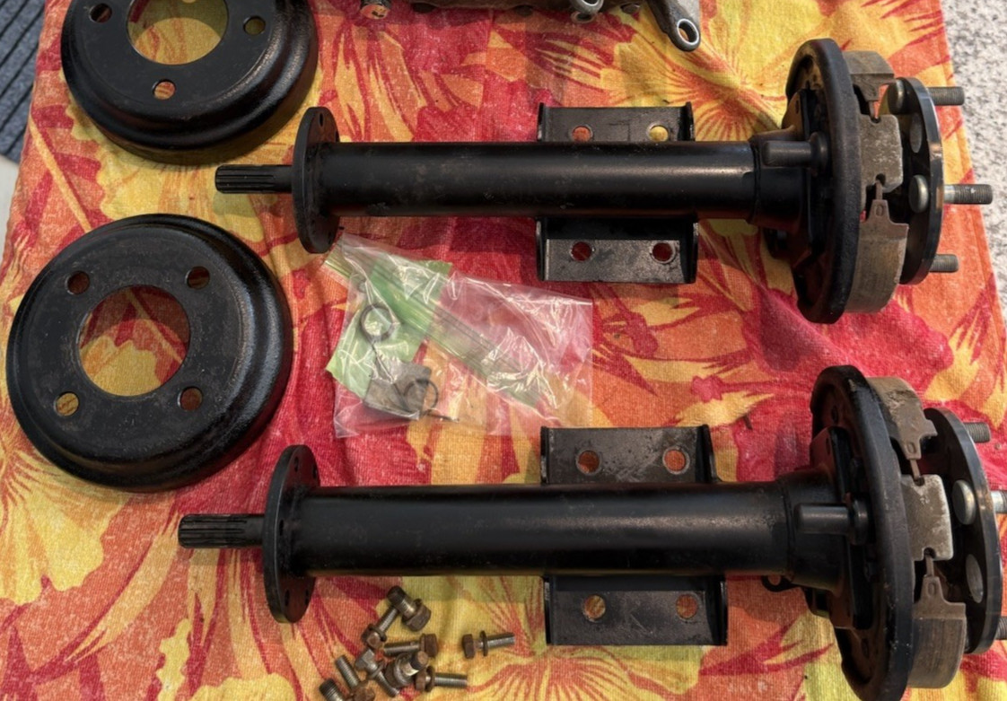1980’s Yamaha G1  Rear axels + Hub. Passenger and Driver Side - Combo Listings
