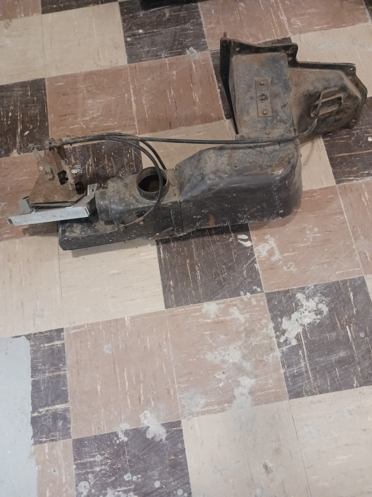 67 -72 Chevy Truck Pickup Non Ac Under Dash Heater Assembly Used Oem Complete 67 -72 Chevy Truck Pickup Non Ac Under Dash Heater Assembly Used Oem Complete
