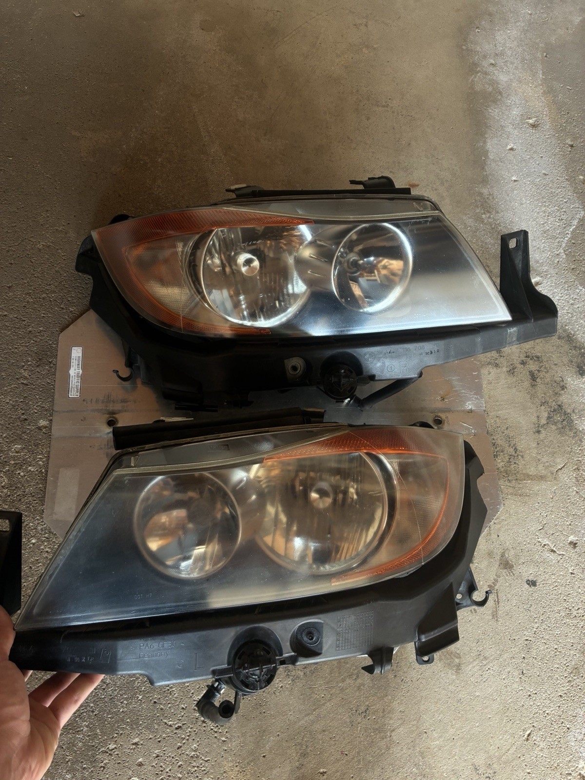 ✅06-08 BMW 3 SERIES 325i 328i 330i 335i FRONT HEADLIGHT OEM-W/ BRACKET AND BULBS