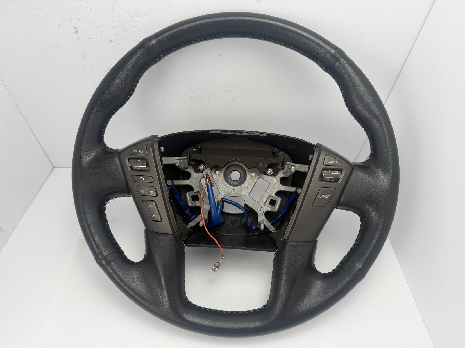 2017-2018 NISSAN ARMADA STEERING WHEEL W/CRUISE CONTROL SWITCH OEM