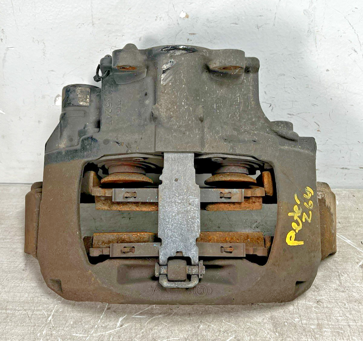 2020 Peterbilt 579 Bendix RH Right Passenger Disc Brake Caliper *2271*