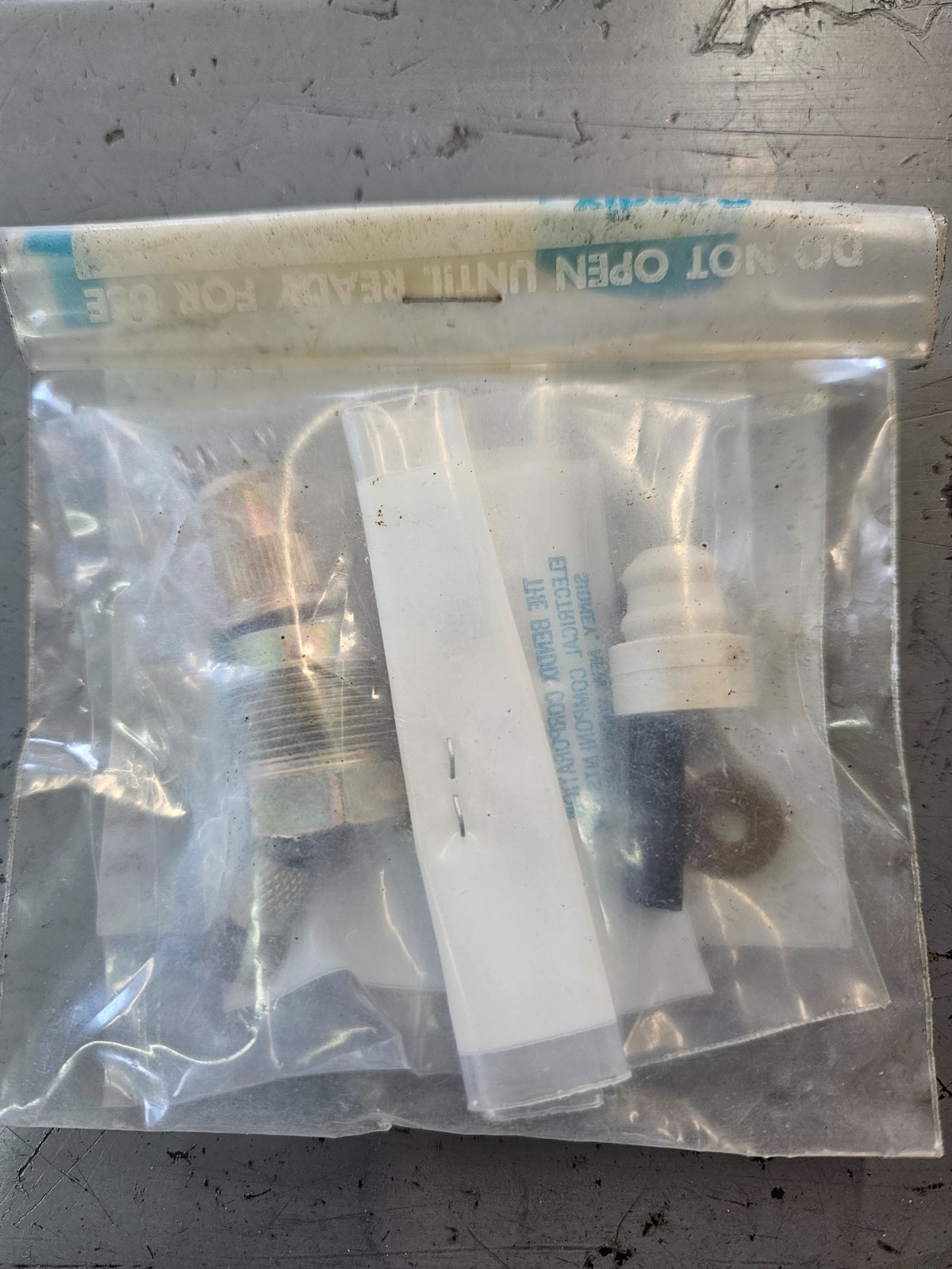 Bendix Mags 10-94460-60 Terminal Kit New Old Stock Bendix Mags 10-94460-60 Terminal Kit New Old Stock