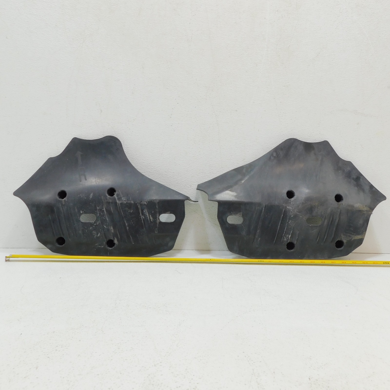 2pcs 12-18 BMW F30 320i 328i Rear LH & RH Lower Control Arm Splash Guard Shield 