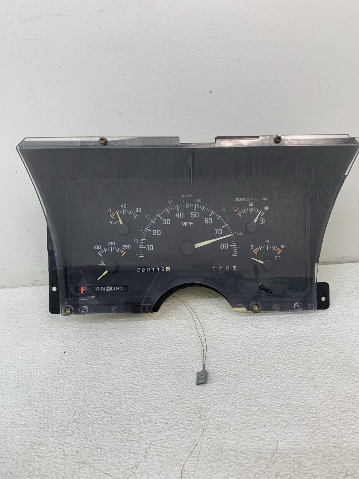 88-94 Chevrolet GMC Silverado Truck Instrument Gauge Cluster Speedo OEM 16140288