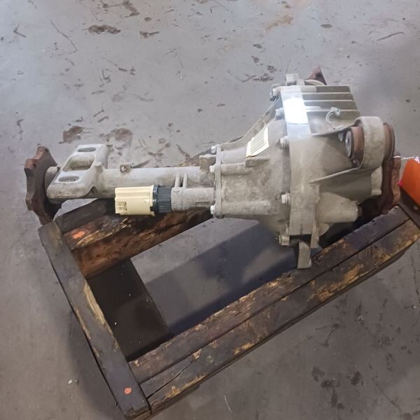 2005-2007 GMC Sierra 1500 Front Axle Differential Carrier 3.42 Ratio Opt GU6 2005-2007 GMC Sierra 1500 Front Axle Differential Carrier 3.42 Ratio Opt GU6