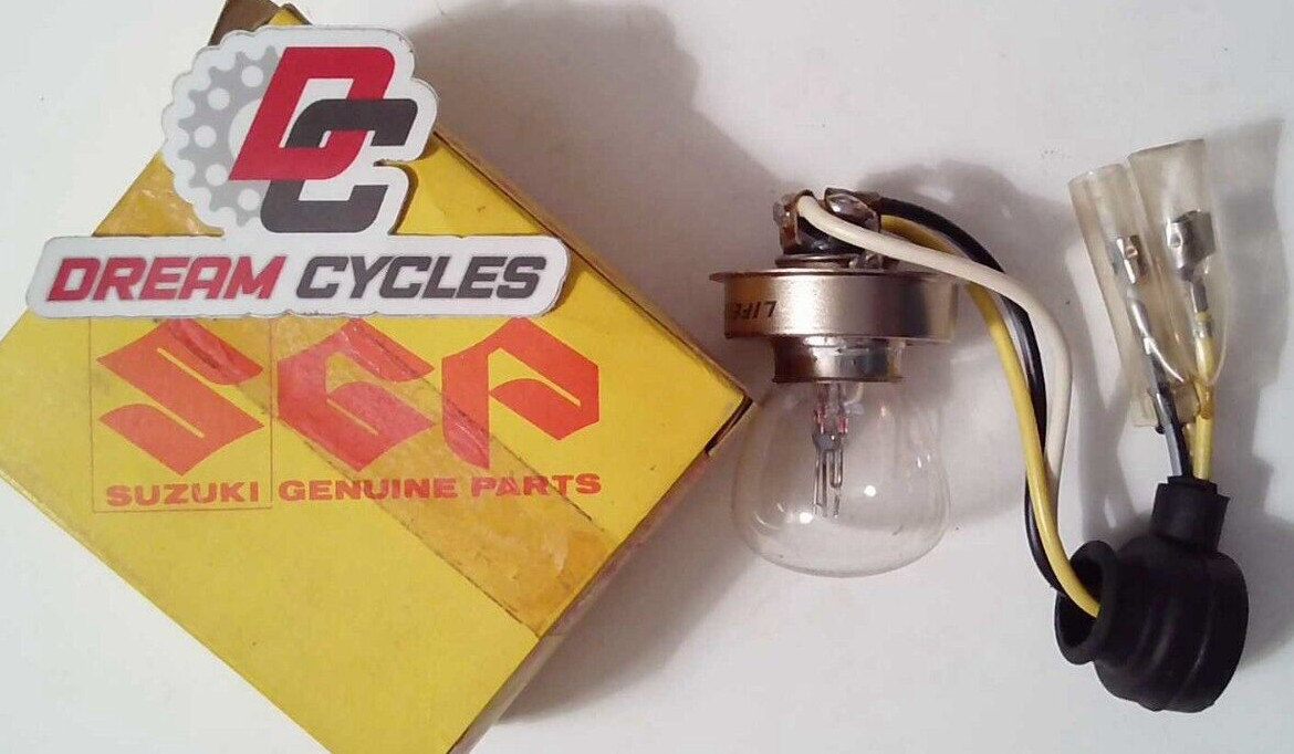 NOS GENUINE Suzuki 1967 B100 P Magnum Headlight Bulb Socket 35122-07611 KT120 NOS GENUINE Suzuki 1967 B100 P Magnum Headlight Bulb Socket 35122-07611 KT120