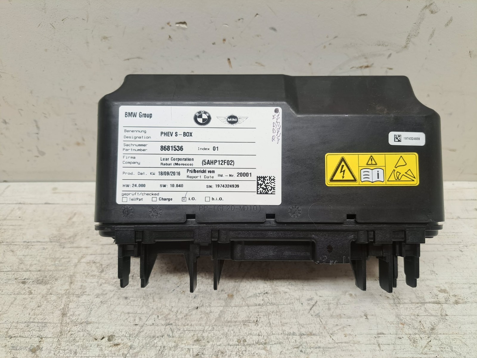 2016-2020 BMW G30 530e F30 330e F15 X5 Xdrive40e G11 740e Safety Box 8686893 OEM