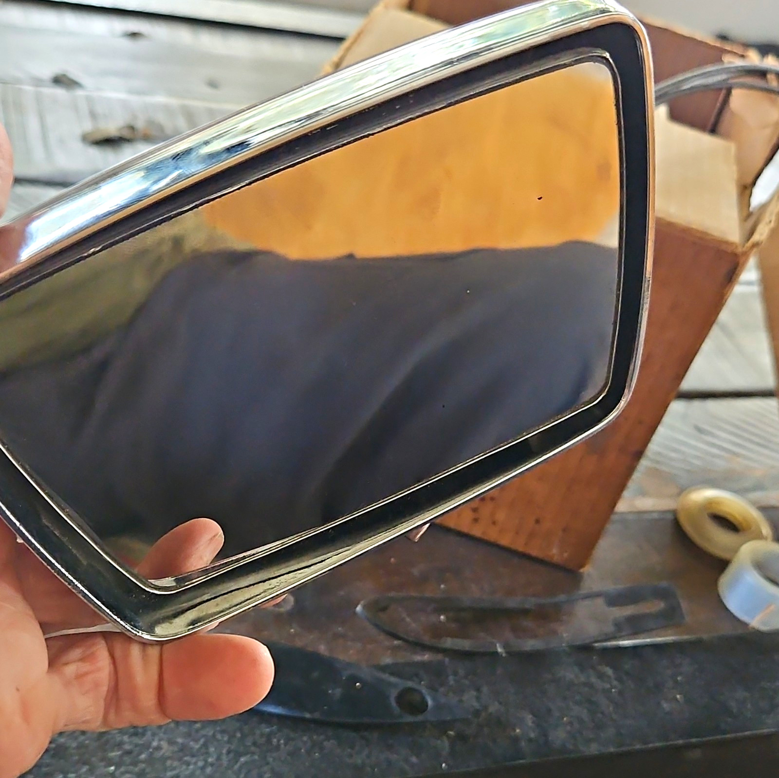 65-67 Thunderbird Driver Side Mirror Wworking Remote. Near Mint Condition 65-67 Thunderbird Driver Side Mirror Wworking Remote. Near Mint Condition