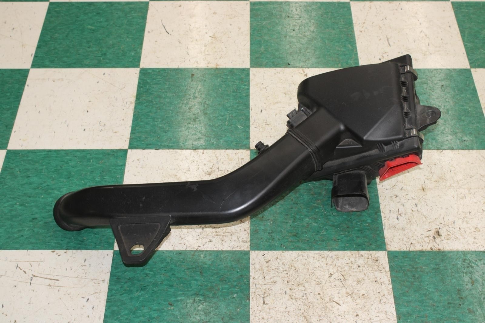 16-18 BMW M2 3.0L Motor Engine Air Intake Cleaner Filter Box Housing OEM OE WTY