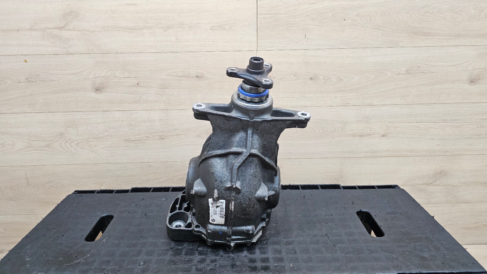 12-16 BMW F10 528Xi xDrive N26 N20 Rear Differential Axle Carrier Ratio 3.23 OEM
