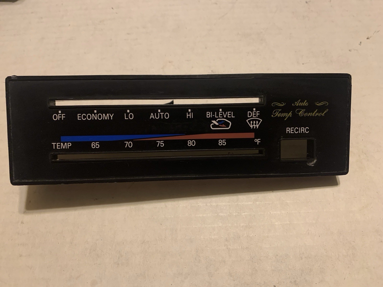 1979-1983 Datsun Nissan 280ZX Auto Temperature Climate Control Faceplate OEM 1979-1983 Datsun Nissan 280ZX Auto Temperature Climate Control Faceplate OEM