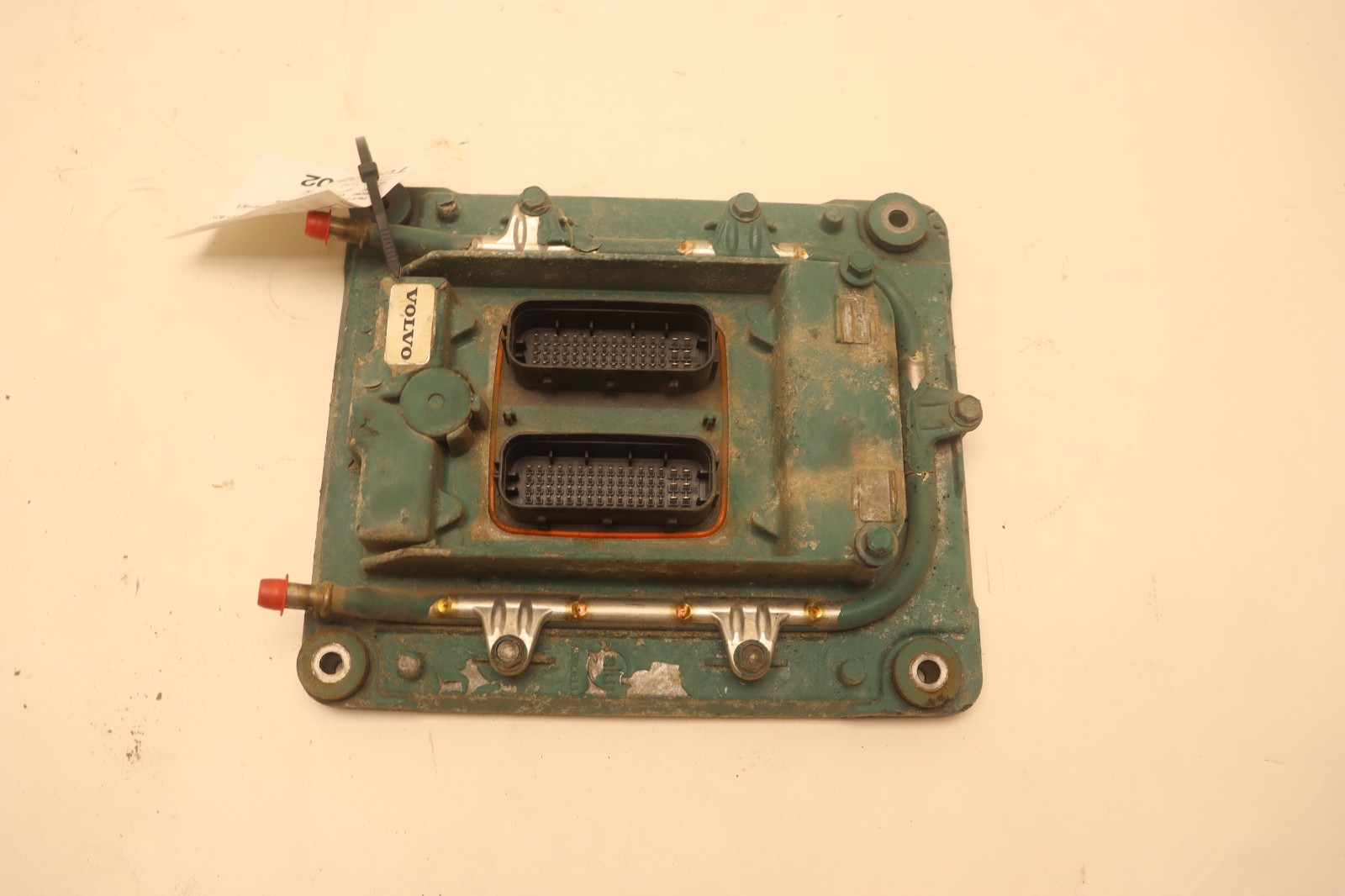 2014-2016 VOLVO VNL 780 D13 ECM ENGINE COMPUTER CONTROL MODULE BRAIN UNIT OEM 2014-2016 VOLVO VNL 780 D13 ECM ENGINE COMPUTER CONTROL MODULE BRAIN UNIT OEM