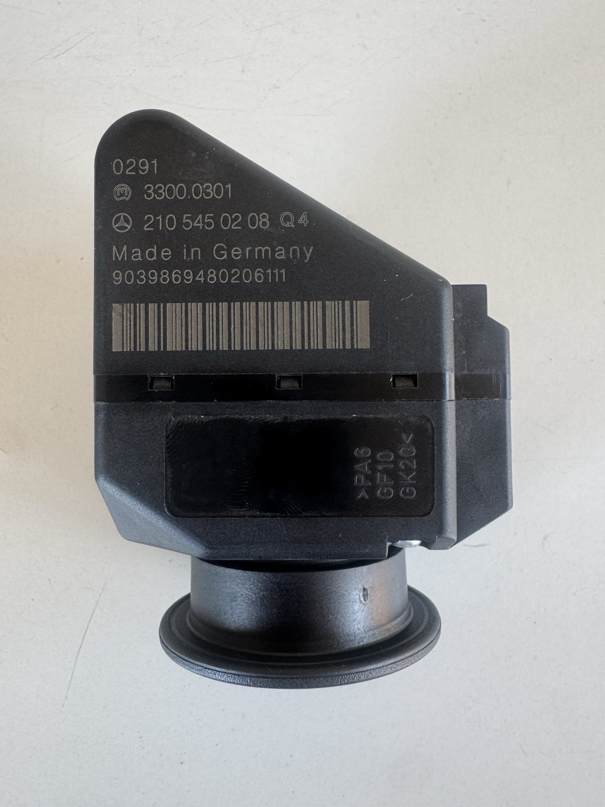 OEM 1998-2003 Mercedes-Benz W210 E320 E430 Ignition Switch Module 2105450208 OEM 1998-2003 Mercedes-Benz W210 E320 E430 Ignition Switch Module 2105450208