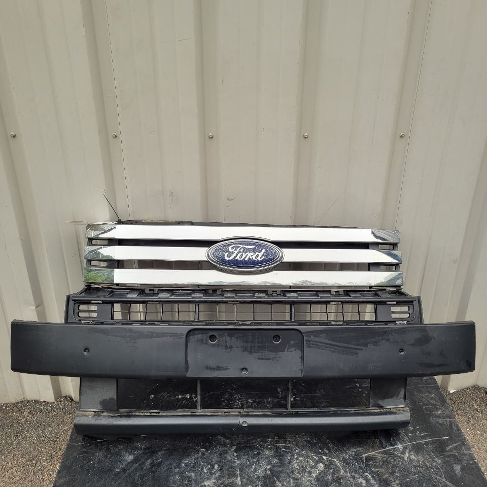 OEM GRILLE BRIGHT CHROME BARS ONLY UPPER FITS 2009-2012 FORD FLEX