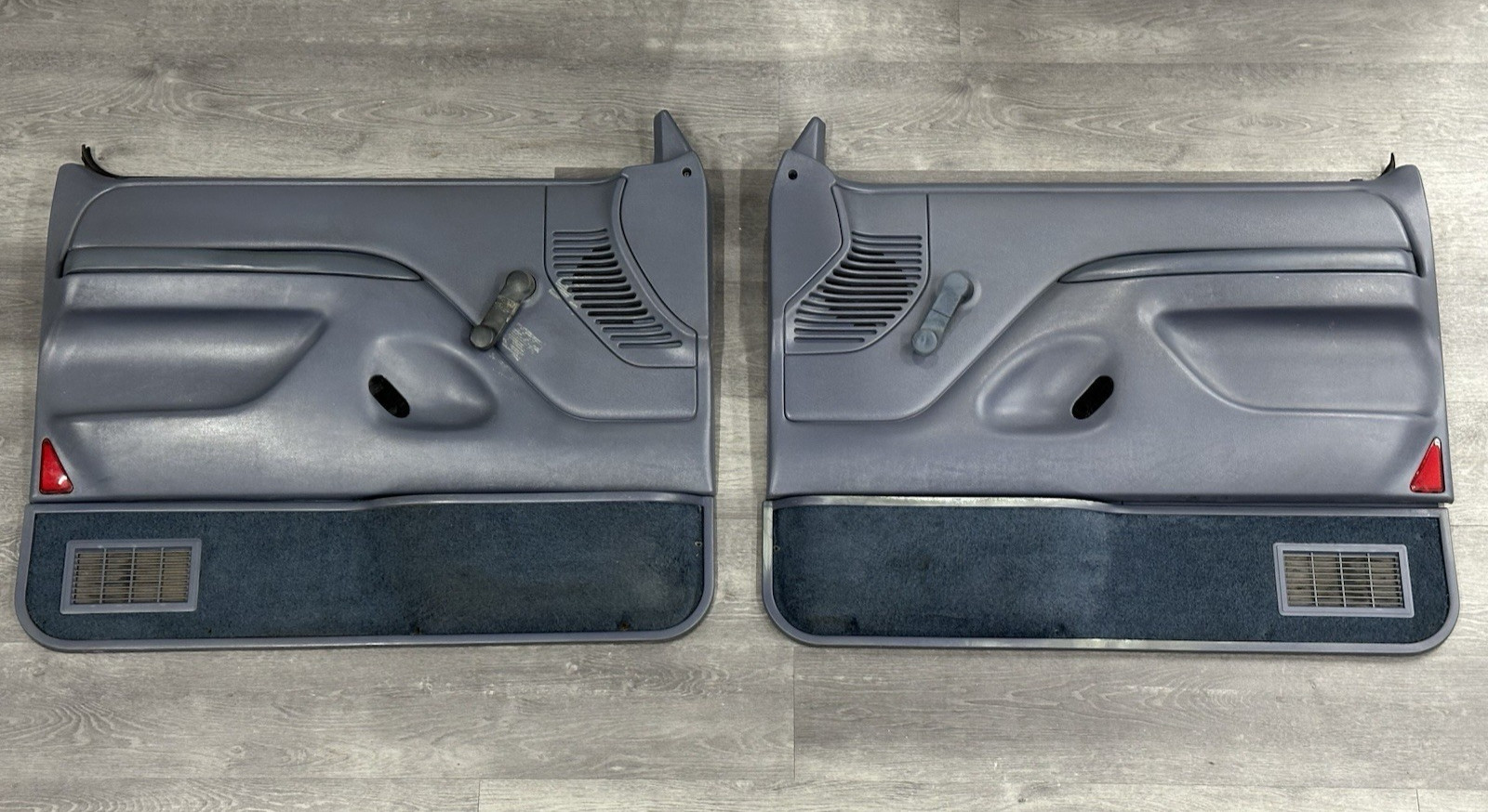 1992-1997 OBS Ford F150 F250 Bronco Front Manual Door Panel Set Crystal Blue OEM