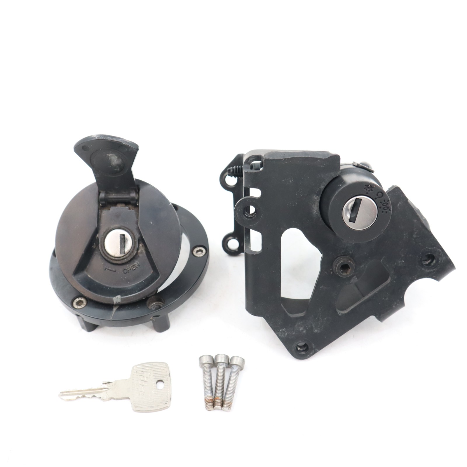 16-24 2016 2020 2024 Indian Scout Sixty Ignition Lockset Lock Key Set Gas E11