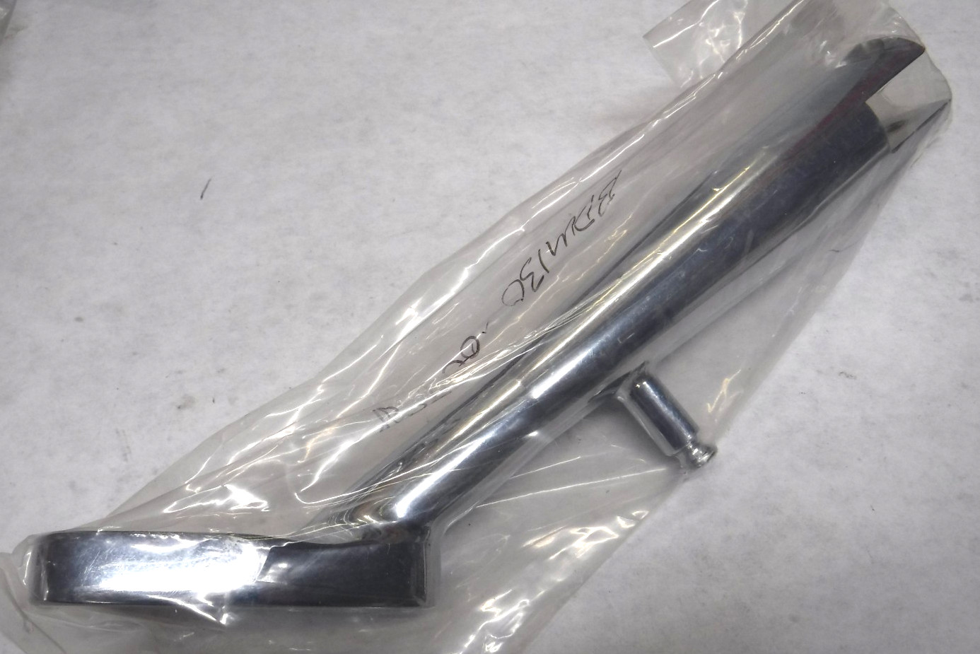 OEM BIG DOG MOTORCYCLE CHROME FOOT PEG KICKSTAND BDM 130-00998 I32-73G