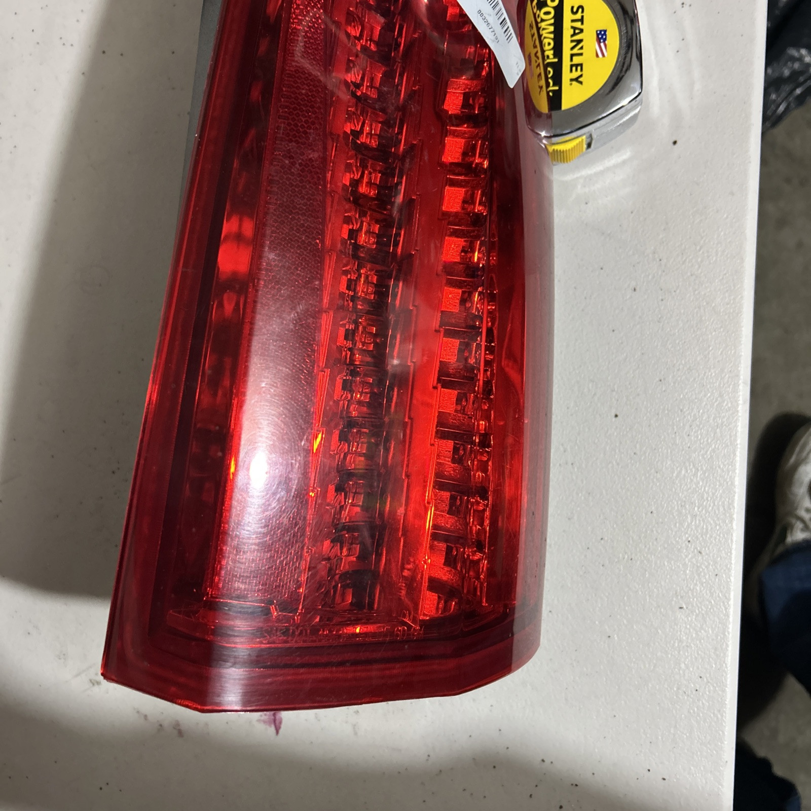 2008-2011 Cadillac STS Tail Light Taillight Lamp Passenger RIGHT RH LED OEM 2008-2011 Cadillac STS Tail Light Taillight Lamp Passenger RIGHT RH LED OEM