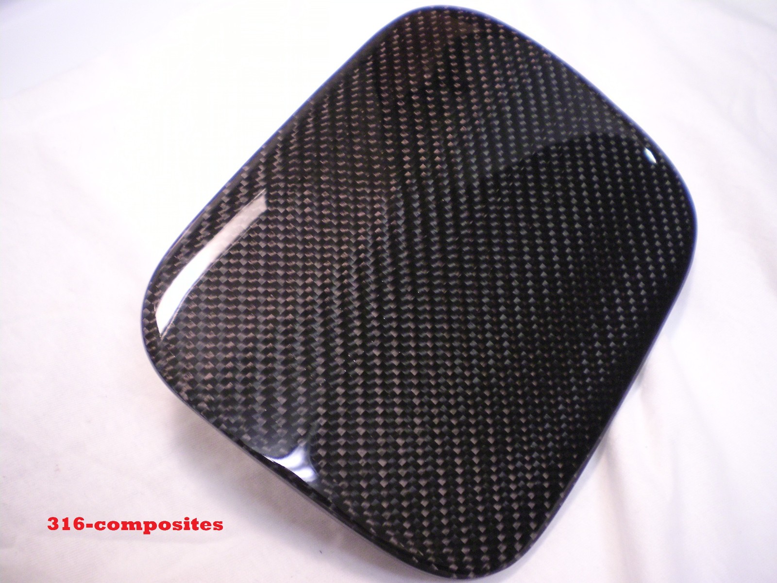 Carbon Fiber Fuel Door Gas Lid For 02-05 Audi A4 S4 Sedan B6