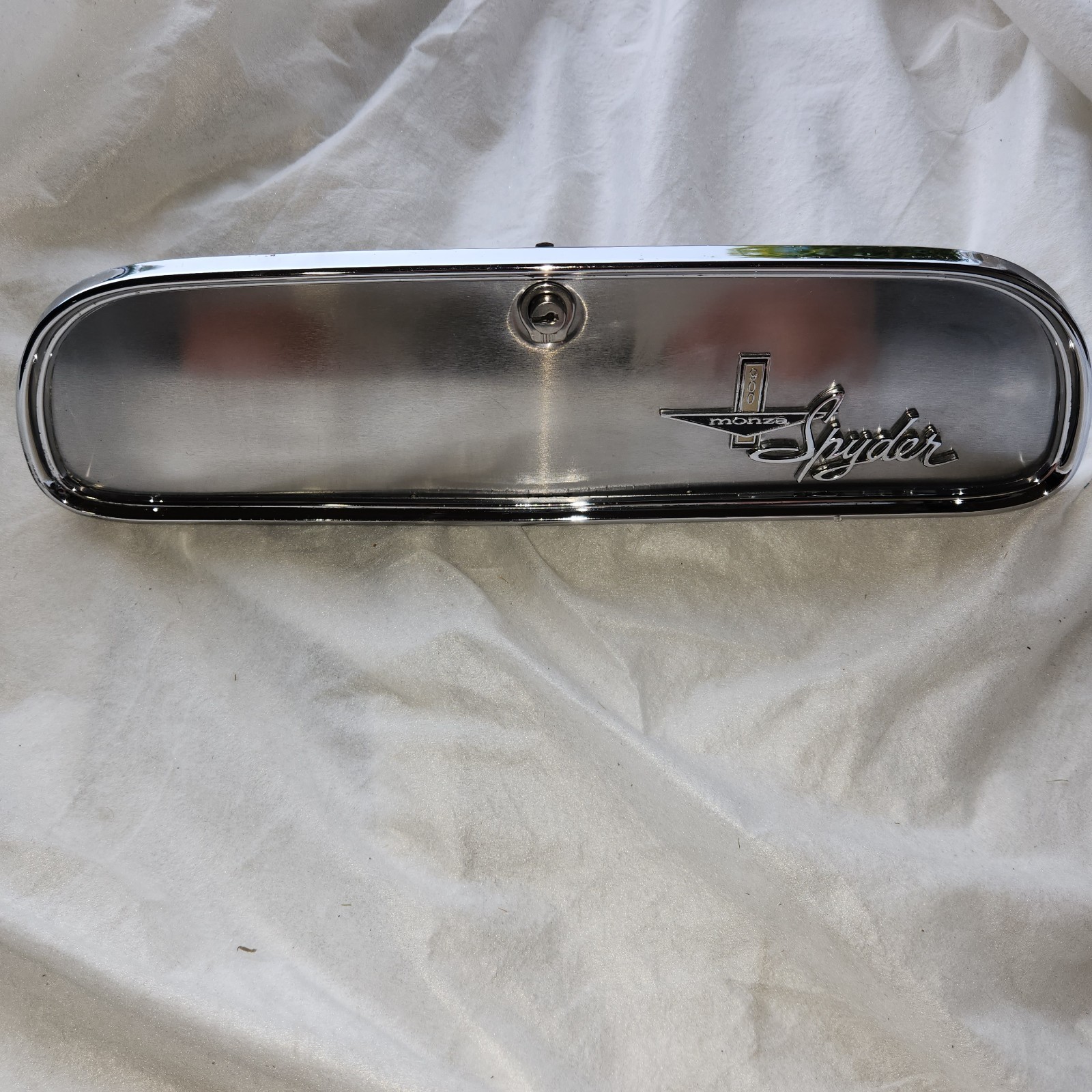 1962 1963 1964 Chevy Corvair Monza SPYDER GLOVE BOX DOOR OEM Chevrolet orifinal 1962 1963 1964 Chevy Corvair Monza SPYDER GLOVE BOX DOOR OEM Chevrolet orifinal