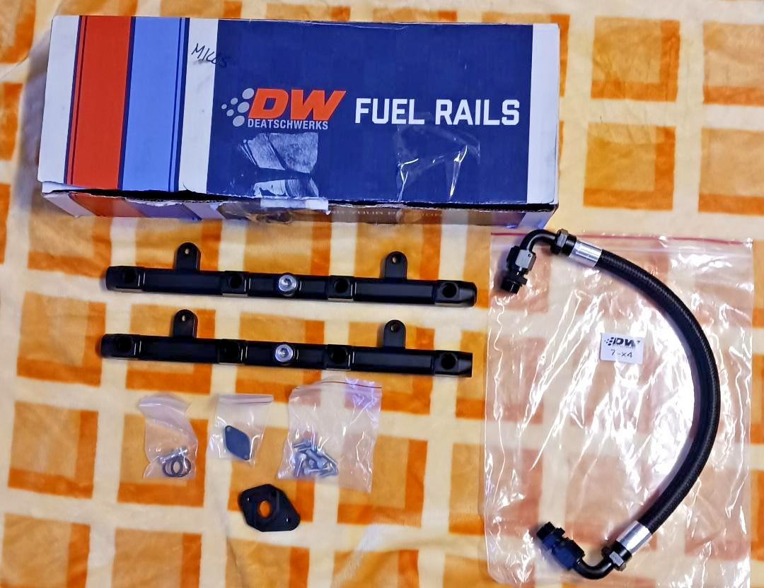 For 2005-2010 Ford Mustang GT 4.6 Deatsch Werks 3- Valve with Crossover USED