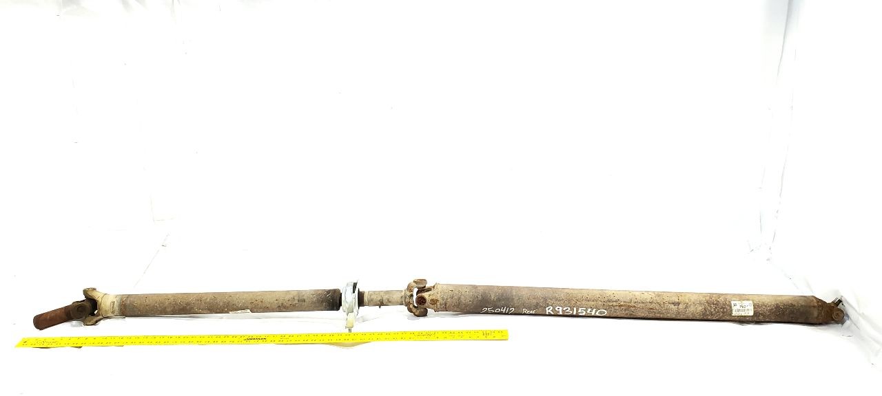 2001 2006 Chevrolet Silverado 2500 OEM Rear Drive Shaft 10357651 RWD Automatic